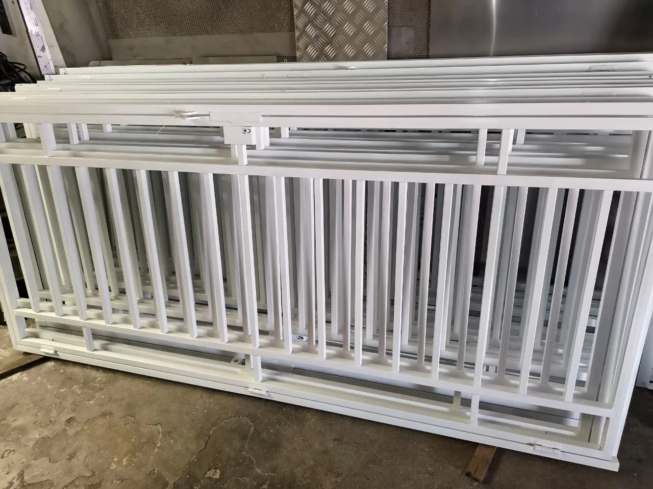 Pagar & Gate Moden