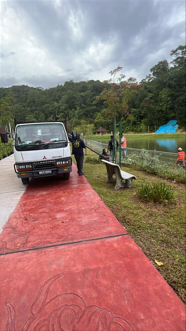 Kerja Landskap Tepi Tasik Bukit Kiara