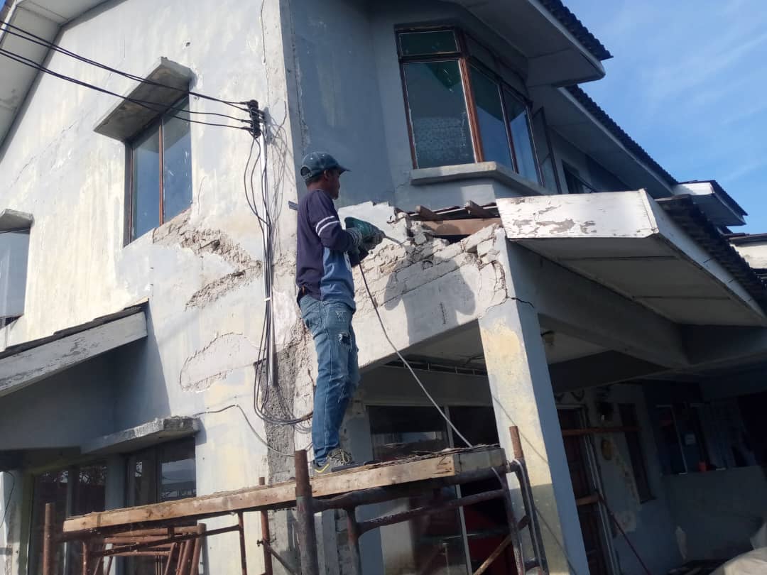 Kerja Besi Luar